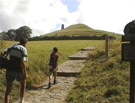 Starting the long climb to Glastonbury Tor